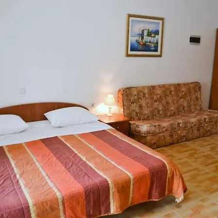 Kusalo Apartment